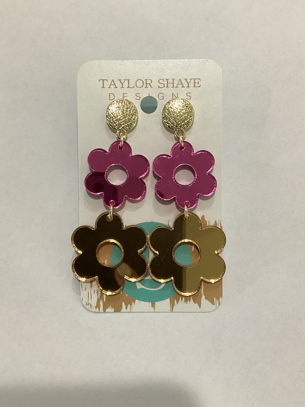 Taylor Shaye Pink and‎ Gold Flower Dangle Earrings